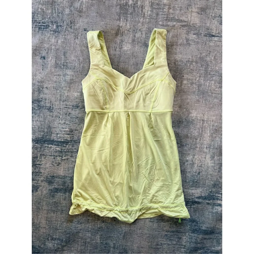 Lululemon Run: Tame Me Tank in Faded Zap Neon Yellow Green Size 4